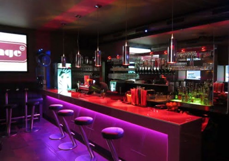 lokal village 768x541